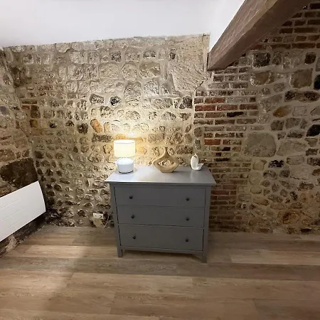 Dans Le Centre Historique De Ονφλέρ
